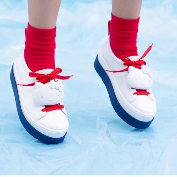 💜 Melissa Hello Kitty Limited Edition Shoes Jelly Sneakers Bow
